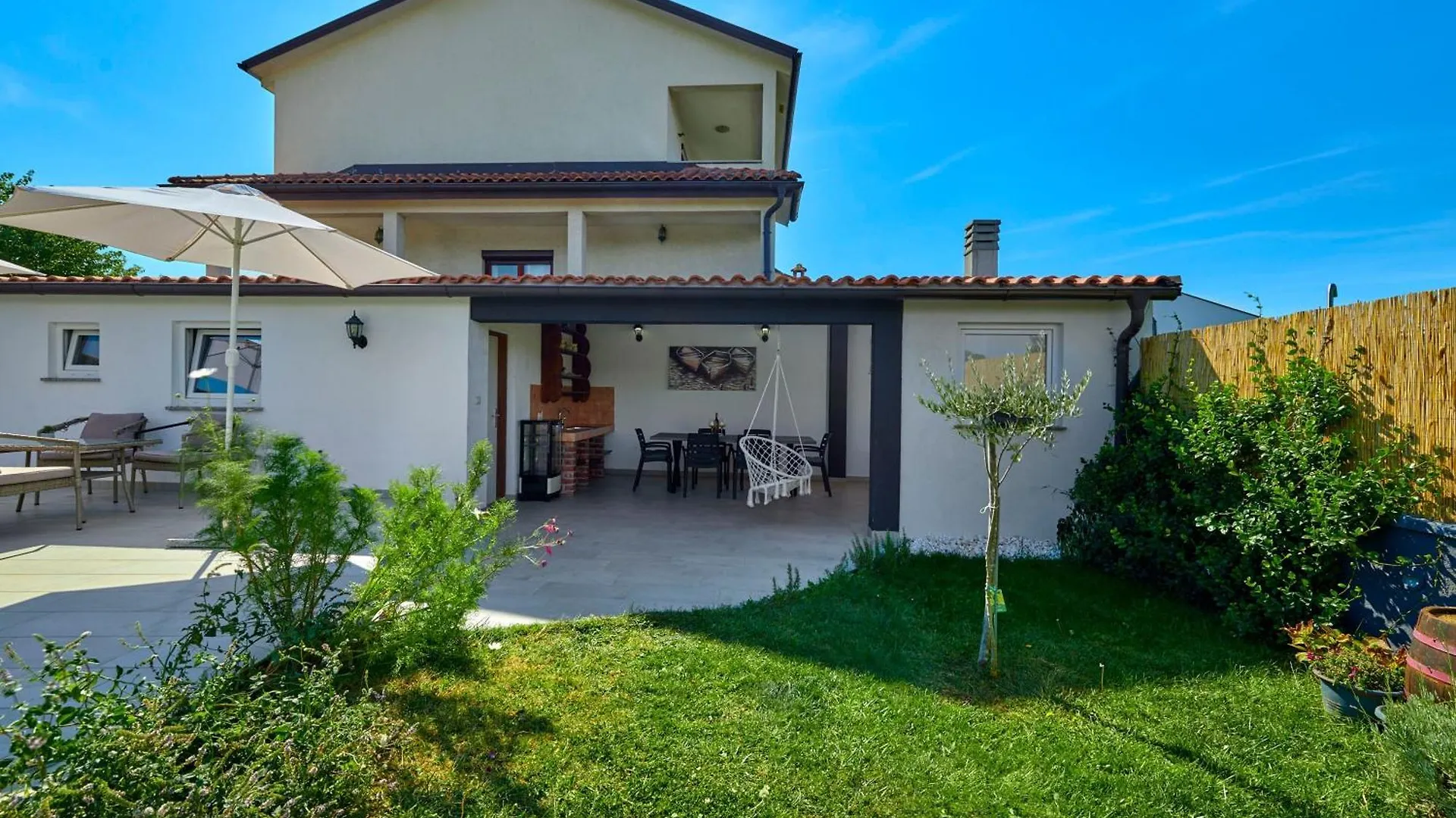 Schoenes Ferienhaus Emma Burići Chorwacja
